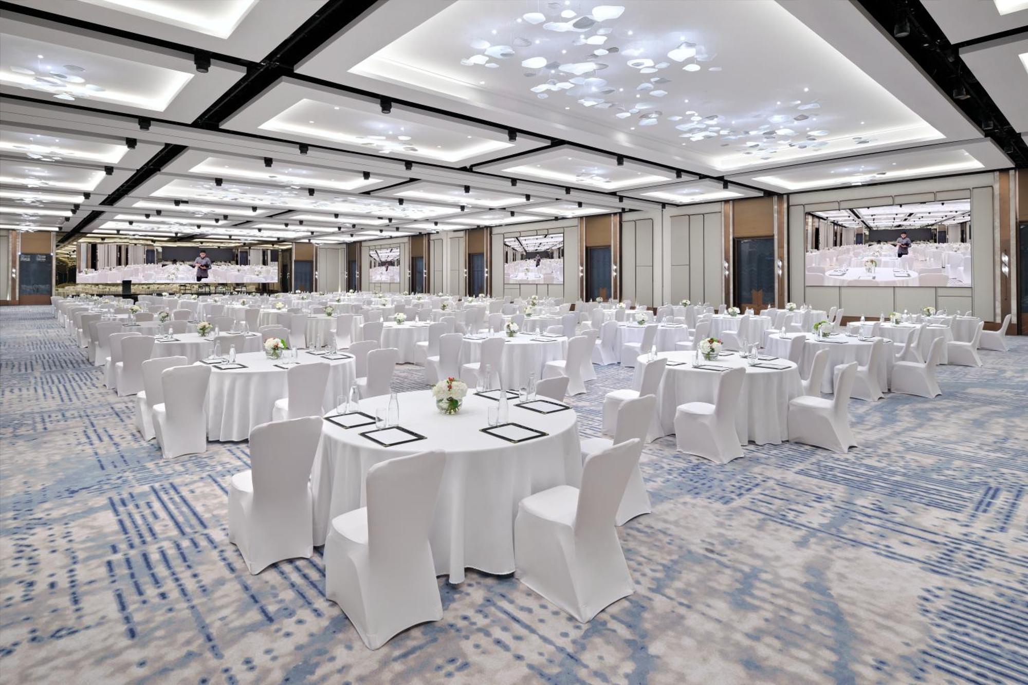 Crowne Plaza Dubai Festival City Eksteriør bilde The Grand Ballroom